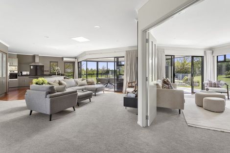 Photo of property in 154 Hooker Road, Tamahere, Hamilton, 3283