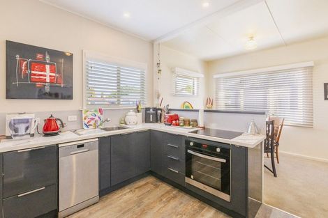 Photo of property in 1/6 Sanders Avenue, Marewa, Napier, 4110