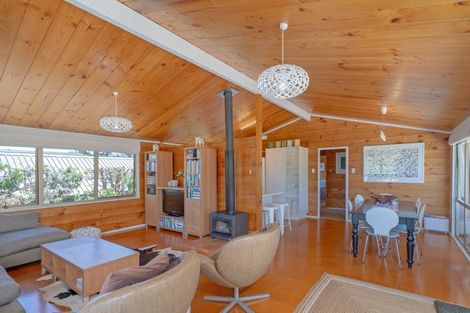 Photo of property in 13 Prescott Place, Pauanui, Hikuai, 3579