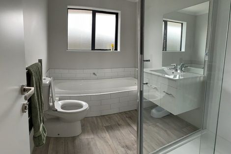 Photo of property in 2 Frogmore Way, Rolleston, 7615