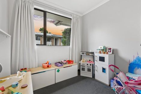 Photo of property in 169j Colwill Road, Massey, Auckland, 0614