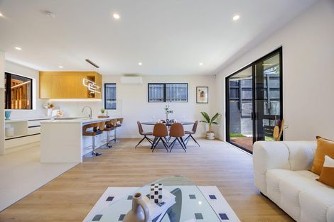 Photo of property in 10 Alexander Avenue, Torbay, Auckland, 0630