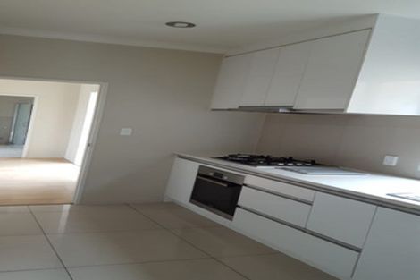 Photo of property in 5 Dunkineely Road, Flat Bush, Auckland, 2019