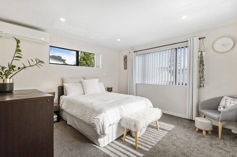 Photo of property in 9c Totara Grove, Hillcrest, Auckland, 0627