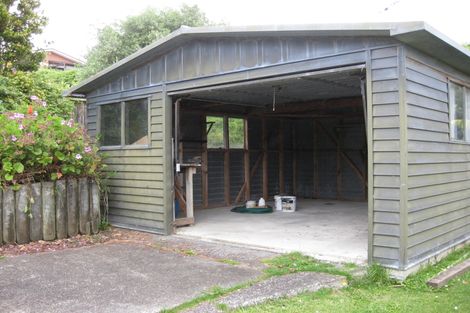 Photo of property in 66 Pacific Parade, Army Bay, Whangaparaoa, 0930