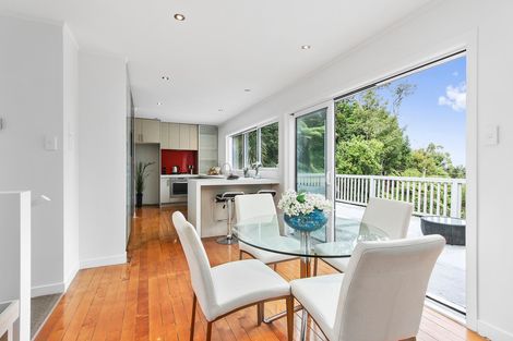 Photo of property in 67 Park Road, Titirangi, Auckland, 0604
