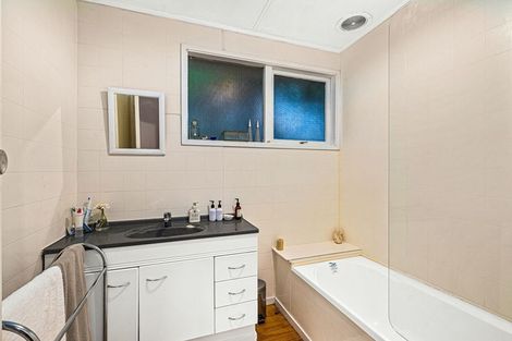 Photo of property in 317 Don Buck Road, Massey, Auckland, 0614