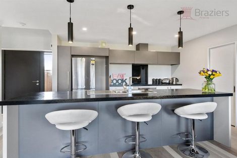 Photo of property in 17 Bellbird Lane, Marshland, Christchurch, 8083