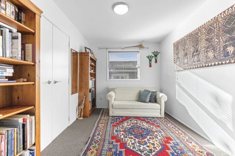 Photo of property in 72 Clemow Road, Fitzroy, New Plymouth, 4312