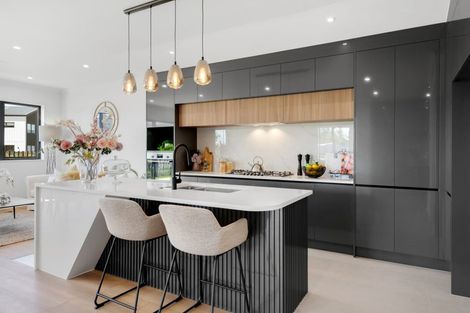 Photo of property in 14 Parkmore Drive, Rosehill, 2113