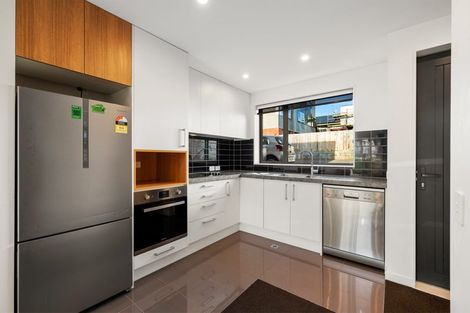 Photo of property in 8/24 Princess Terrace, Newtown, Wellington, 6021