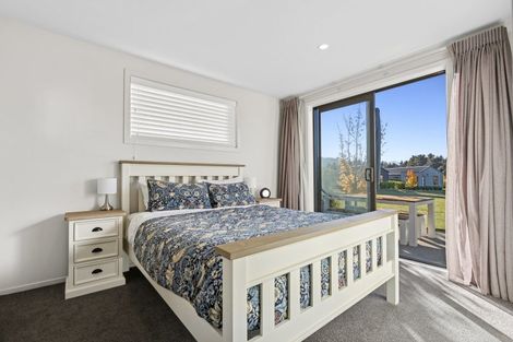 Photo of property in 9 Mount Creighton Crescent, Wanaka, 9305