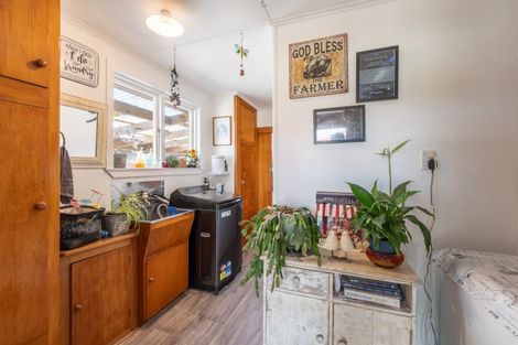 Photo of property in 15 Mcquarrie Street, Kingswell, Invercargill, 9812