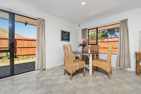 Photo of property in 1 Frank Bunce Grove, Flat Bush, Auckland, 2019