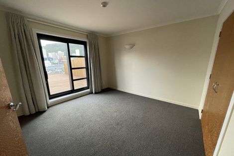 Photo of property in Endeavour Apartments, 125u6 Thorndon Quay, Pipitea, Wellington, 6011