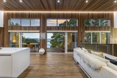 Photo of property in 16 Starwood Lane, Clifton, Christchurch, 8081