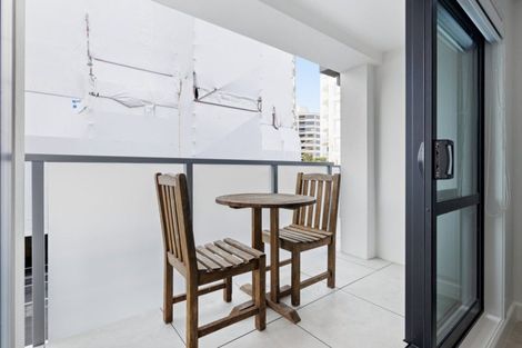 Photo of property in 6 Adams Avenue, Mount Maunganui, 3116