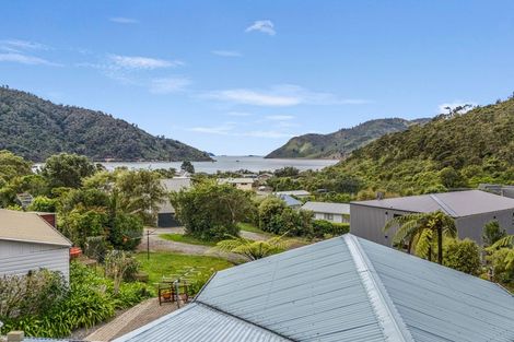Photo of property in 11 Field Terrace, Okiwi Bay, French Pass, 7193