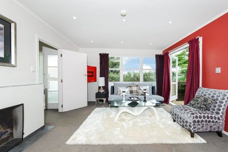 Photo of property in 13 James Street, Glenfield, Auckland, 0629