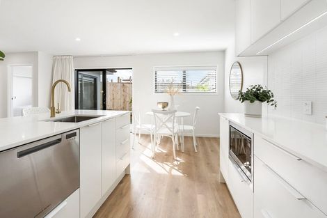 Photo of property in 20 First Avenue, Avenues, Whangarei, 0110