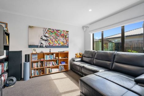 Photo of property in 285 Shakespeare Street, Leamington, Cambridge, 3432