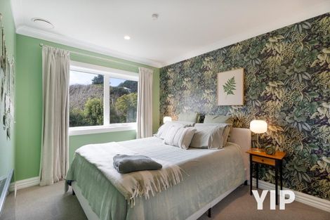 Photo of property in 4 Glenside Road, Glenside, Wellington, 6037