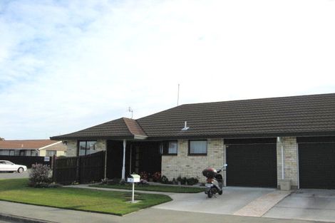 Photo of property in 2/1 Iona Place, Sockburn, Christchurch, 8042