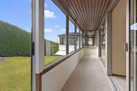 Photo of property in 2 Glenview Terrace, Saint Martins, Christchurch, 8022