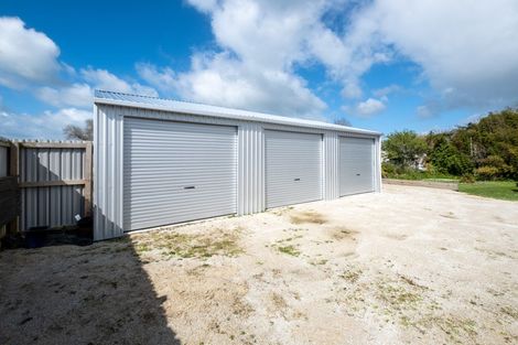 Photo of property in 77 Celia Street, Stratford, 4332