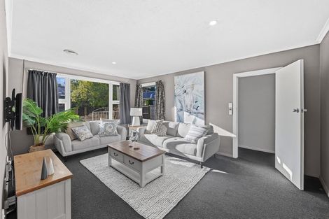 Photo of property in 2/4 Kyeburn Place, Avonhead, Christchurch, 8042