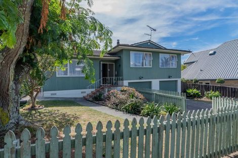 Photo of property in 1/4 Grove Lane, Pakuranga, Auckland, 2010