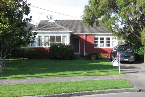 Photo of property in 3 Bryant Grove, Taita, Lower Hutt, 5011