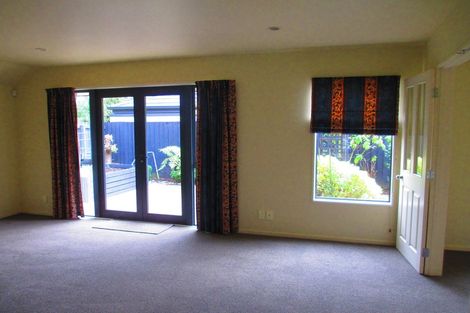 Photo of property in 102 Roberta Drive, Somerfield, Christchurch, 8024