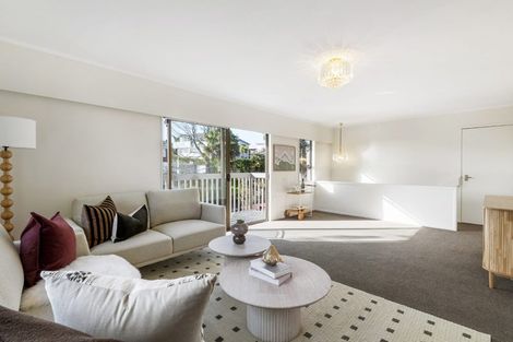 Photo of property in 1/193 East Coast Road, Castor Bay, Auckland, 0620