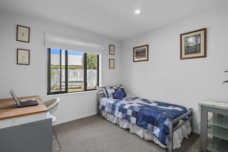 Photo of property in 5 Whitby Close, Waikawa, Picton, 7220