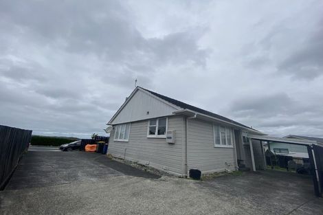 Photo of property in 47 Luckens Road, West Harbour, Auckland, 0618