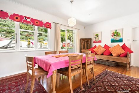 Photo of property in 18 Creswick Terrace, Northland, Wellington, 6012