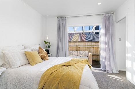 Photo of property in 36 Kempton Street, Greytown, 5712