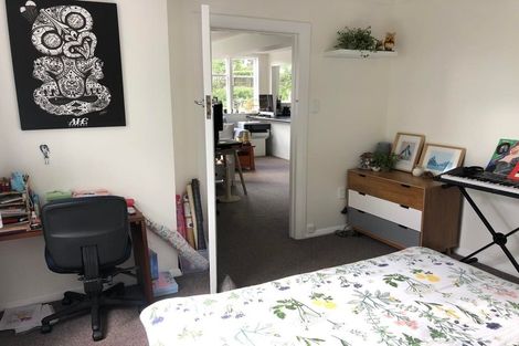 Photo of property in 2/44 Ribble Street, Island Bay, Wellington, 6023