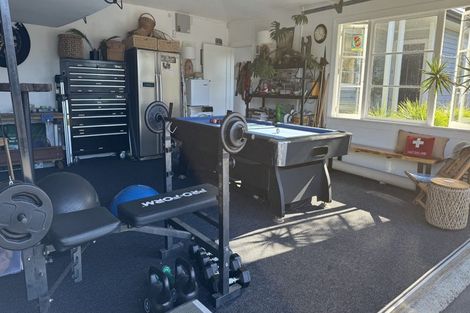 Photo of property in 12 Campbell Street, Sumner, Christchurch, 8081
