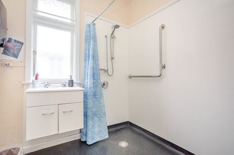 Photo of property in 7 Allan Street, Dannevirke, 4930