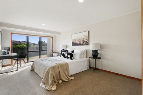 Photo of property in 38 Maesbury Close, Papamoa Beach, Papamoa, 3118