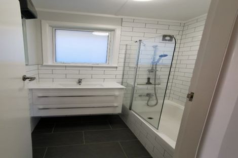 Photo of property in 68 Mark Avenue, Paparangi, Wellington, 6037