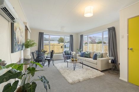 Photo of property in 89a Main Road, Wainuiomata, Lower Hutt, 5014