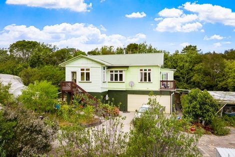 Photo of property in 107 Harataua Road, Port Albert, Wellsford, 0973