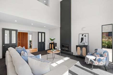 Photo of property in 76 Maidstone Road, Ilam, Christchurch, 8041