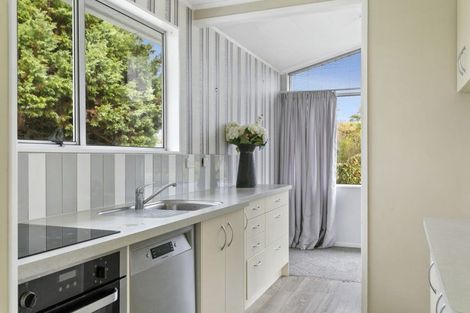 Photo of property in 54 Richmond Avenue, Richmond Heights, Taupo, 3330