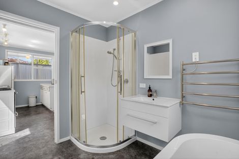 Photo of property in 11 Kendale Drive, Leigh, 0985