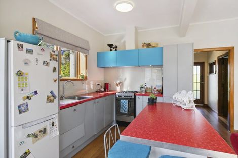 Photo of property in 17 Raumati Terrace, Khandallah, Wellington, 6035