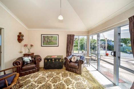 Photo of property in 357 High Street, Hawera, 4610